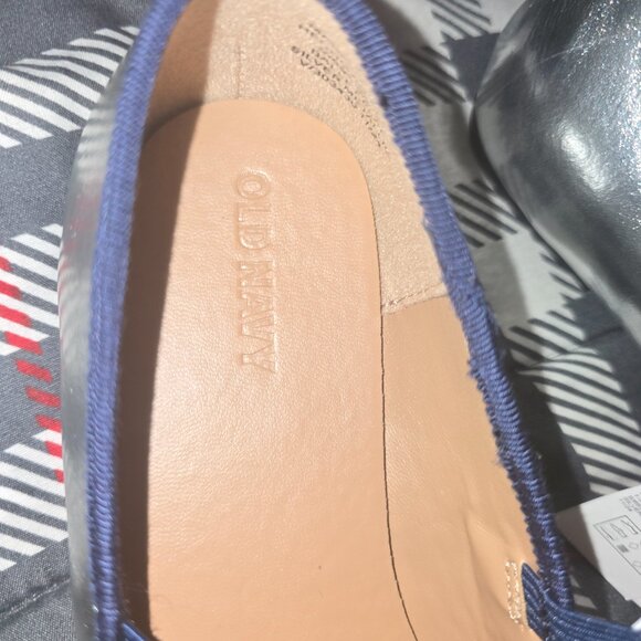 Old Navy Shiny Metallic Ballet Flats for Girls - Picture 7 of 8